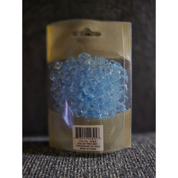 Pack Of 125 Blue Ice Crystal Gems New For Crafts - Picture 2 of 2